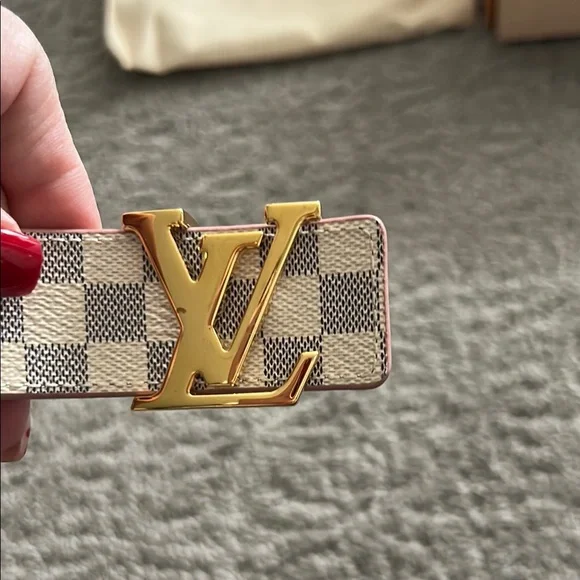 Louis Vuitton Pink reversible belt - Picture 5 of 5